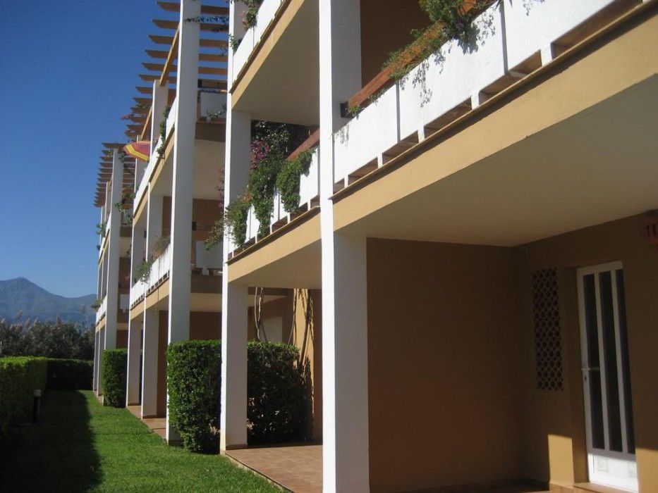 Los Juncos Apartamentos - Solo Familias أوليفا المظهر الخارجي الصورة