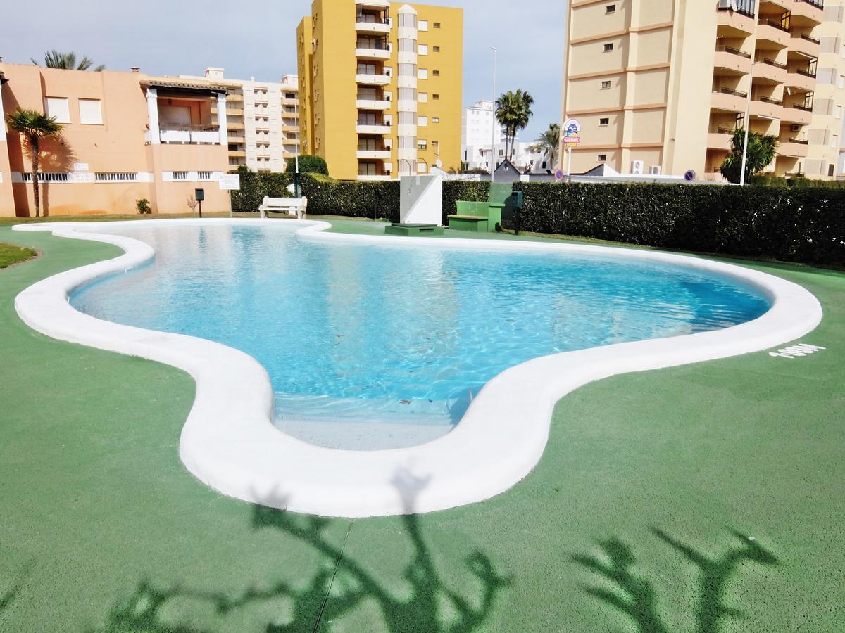 Los Juncos Apartamentos - Solo Familias أوليفا المظهر الخارجي الصورة